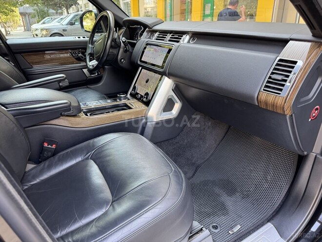 Land Rover Range Rover 2018, 130,000 km - 3.0 l - Bakı
