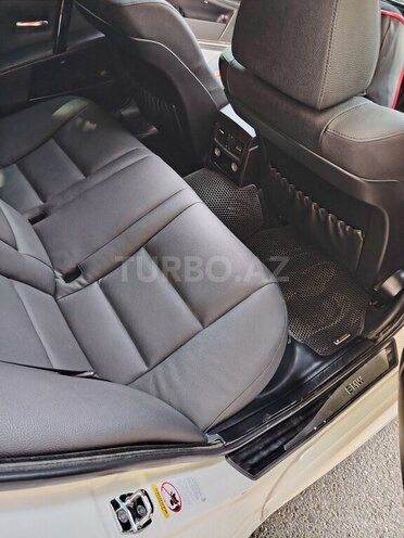 BMW 530 2005, 225,000 km - 3.0 l - Mingəçevir