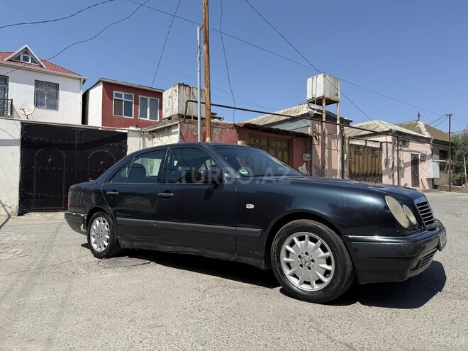 Mercedes E 230 1997, 340,000 km - 2.3 l - Bakı