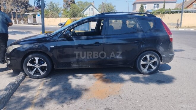 Hyundai i30 2009, 343,470 km - 1.4 l - Salyan