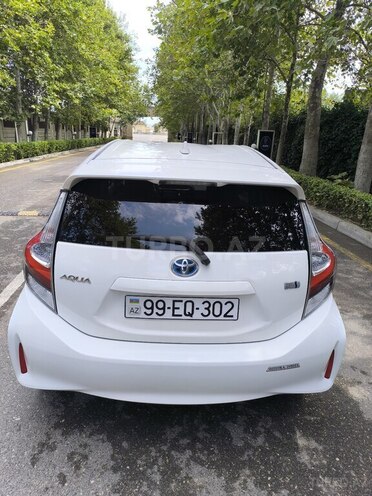 Toyota Aqua 2017, 57,500 km - 1.5 l - Bakı