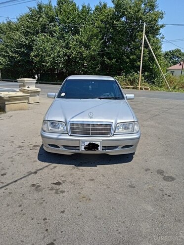 Mercedes C 200 1998, 318,500 km - 2.0 l - Masallı