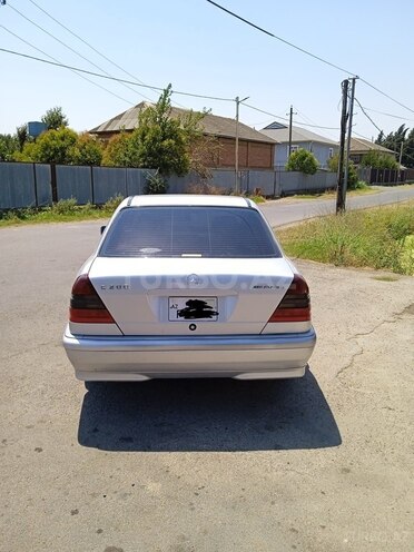 Mercedes C 200 1998, 318,500 km - 2.0 l - Masallı