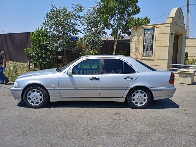 Mercedes C 200 1998, 318,500 km - 2.0 l - Masallı