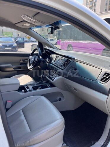 Kia Carnival 2016, 218,000 km - 2.2 l - Bakı