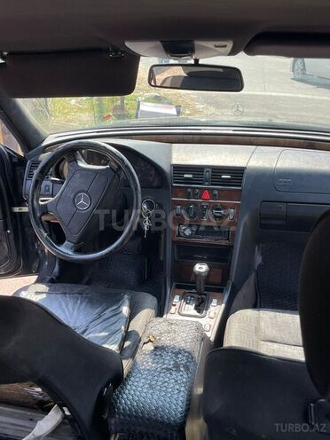 Mercedes C 220 d 1999, 317,000 km - 2.2 l - Göygöl