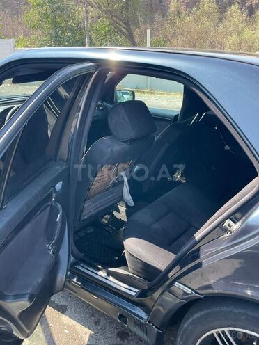 Mercedes C 220 d 1999, 317,000 km - 2.2 l - Göygöl