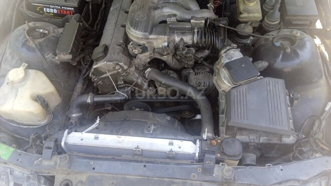 BMW 318 1997, 350,000 km - 1.8 l - Bakı