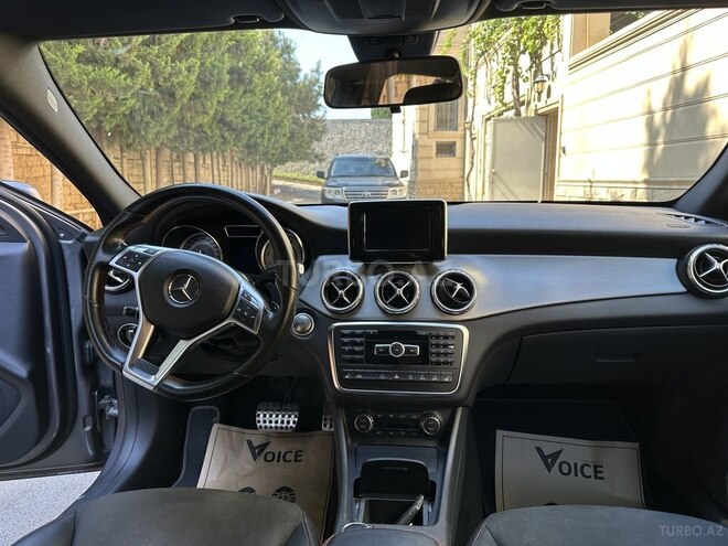 Mercedes GLA 250 4MATIC 2015, 67,700 km - 2.0 л - Bakı