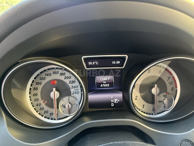 Mercedes GLA 250 4MATIC 2015, 67,700 km - 2.0 л - Bakı