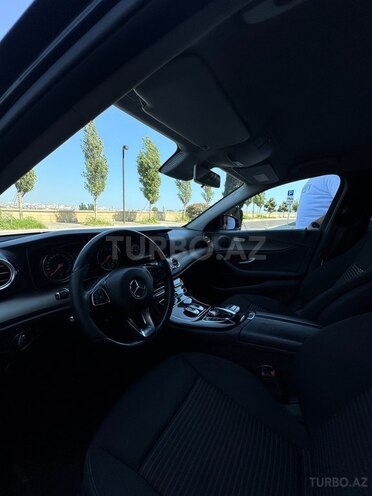 Mercedes E 200 2016, 298,000 km - 2.0 l - Bakı