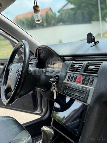 Mercedes E 320 2000, 325,000 km - 3.2 l - Quba