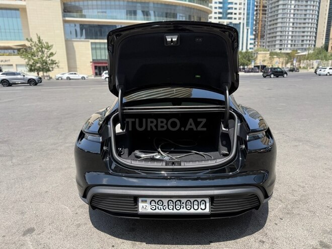 Porsche Taycan 2023, 25,900 km - 0.0 l - Bakı