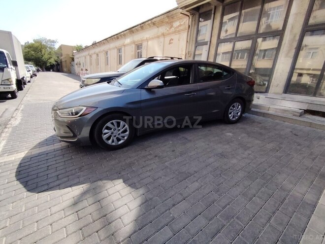 Hyundai Elantra 2018, 130,000 km - 2.0 л - Bakı
