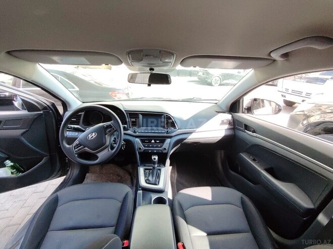 Hyundai Elantra 2018, 130,000 km - 2.0 л - Bakı