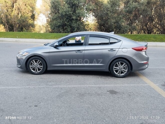 Hyundai Elantra 2018, 115,000 km - 2.0 l - Bakı