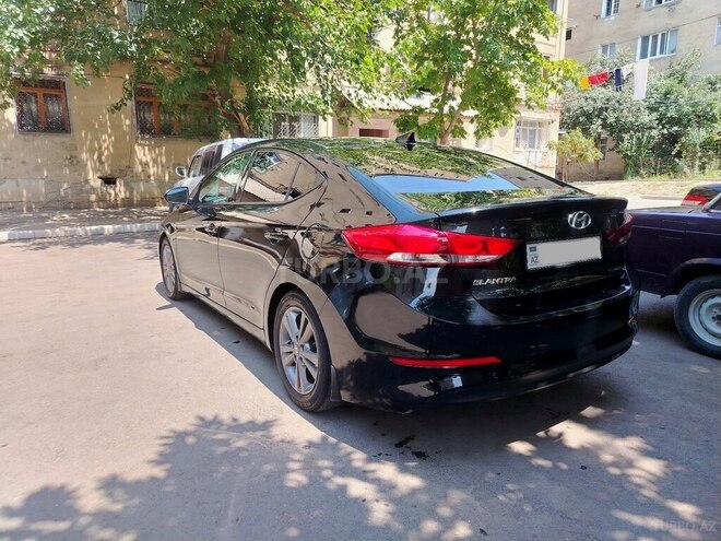 Hyundai Elantra 2018, 168,000 km - 2.0 л - Gəncə
