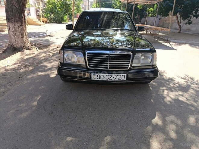 Mercedes E 220 1994, 455,500 km - 2.2 l - Sumqayıt