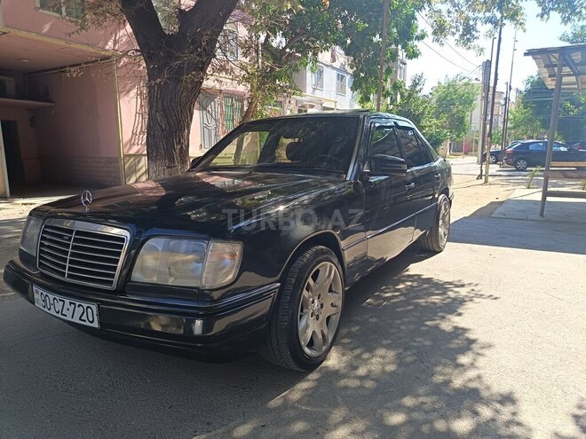 Mercedes E 220 1994, 455,500 km - 2.2 l - Sumqayıt