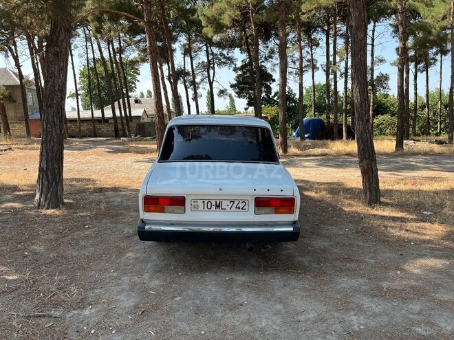 LADA (VAZ) 2107 2004, 80,000 km - 1.6 л - Qusar