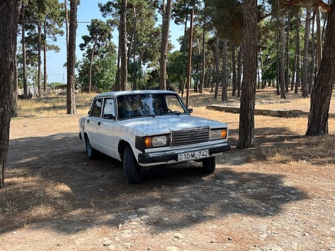 LADA (VAZ) 2107 2004, 80,000 km - 1.6 л - Qusar
