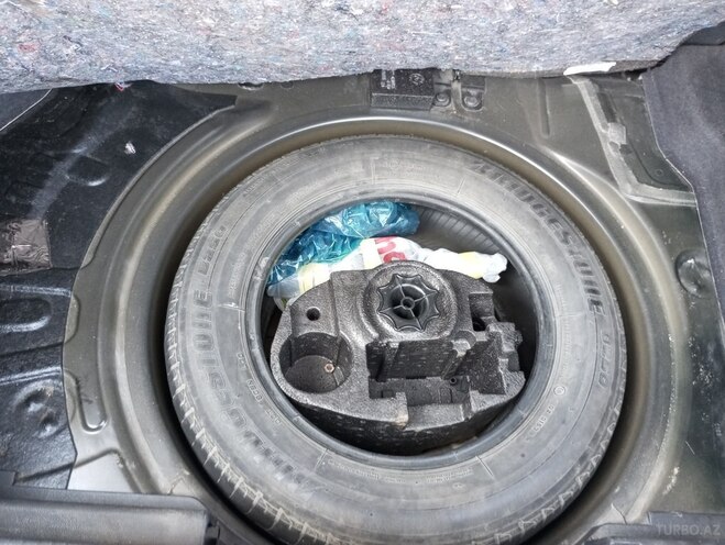 Opel Astra 2009, 223,000 km - 1.4 l - Qax