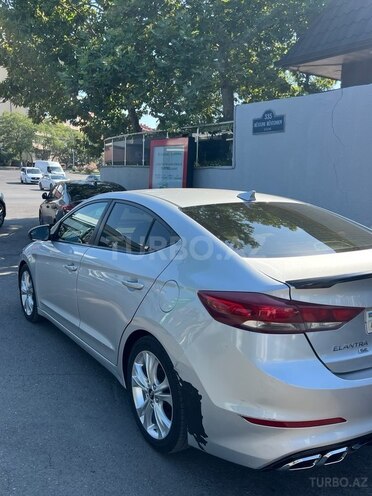 Hyundai Elantra 2017, 193,121 km - 2.0 l - Bakı