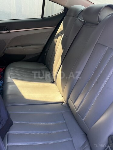 Hyundai Elantra 2017, 193,121 km - 2.0 l - Bakı
