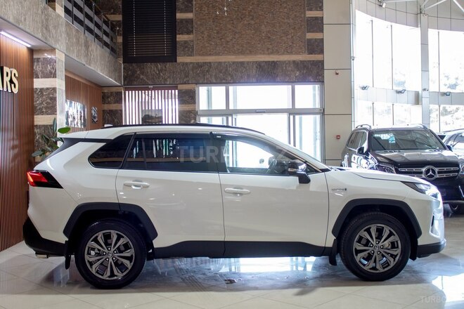 Toyota RAV4 2024, 5,000 km - 2.5 l - Bakı