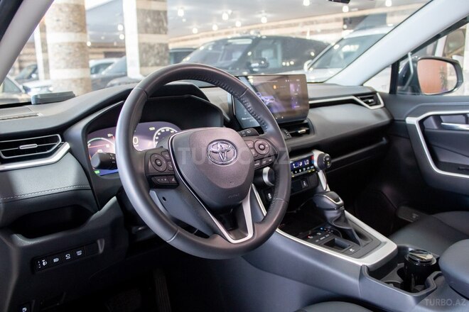 Toyota RAV4 2024, 5,000 km - 2.5 l - Bakı