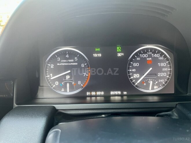 Land Rover Range Rover 2010, 258,000 km - 5.0 l - Bakı