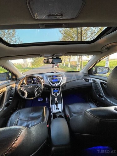 Hyundai Elantra 2012, 332,000 km - 1.8 l - Bakı