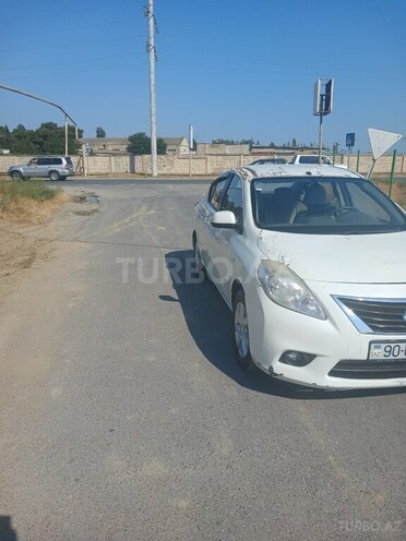 Nissan Sunny 2013, 190,000 km - 1.5 л - Bakı