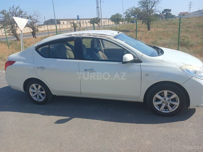 Nissan Sunny 2013, 190,000 km - 1.5 л - Bakı