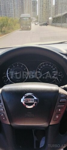 Nissan Patrol 2012, 170,000 km - 5.6 l - Bakı
