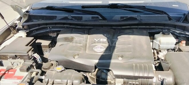 Nissan Patrol 2012, 170,000 km - 5.6 l - Bakı