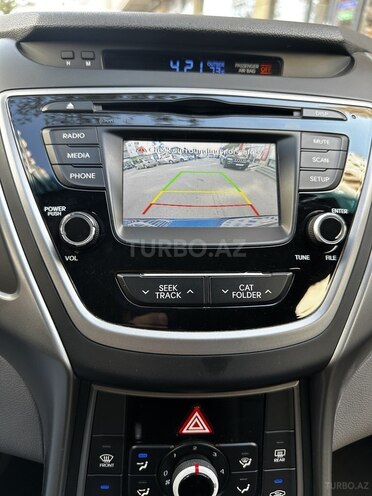 Hyundai Elantra 2015, 71,500 km - 1.8 л - Bakı