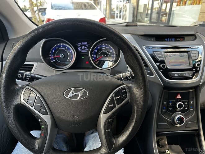 Hyundai Elantra 2015, 71,500 km - 1.8 л - Bakı