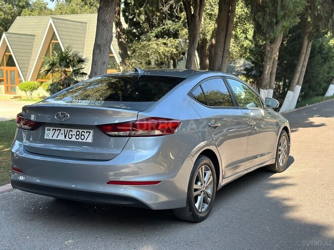 Hyundai Elantra 2018, 95,000 km - 2.0 l - Bakı