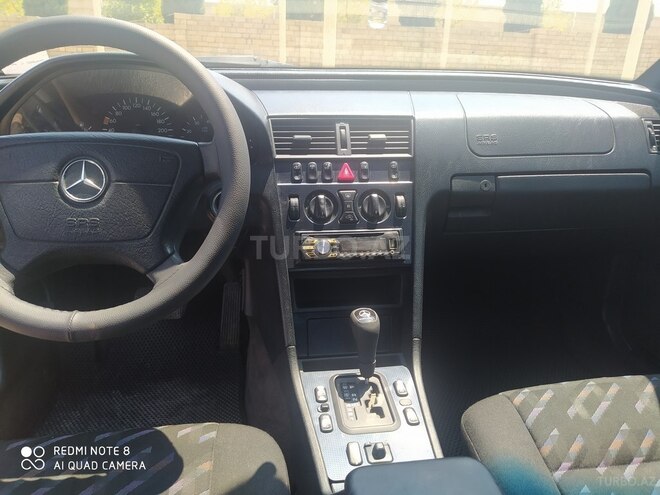 Mercedes C 180 1999, 245,000 km - 1.8 l - Gəncə