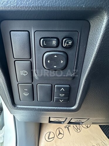 Toyota Land Cruiser Prado 2012, 156,400 km - 4.0 л - Bakı