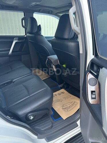Toyota Land Cruiser Prado 2012, 156,400 km - 4.0 л - Bakı