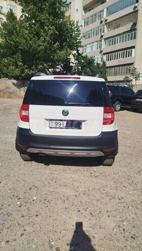 Skoda Yeti 2010, 294,510 km - 1.2 l - Bakı
