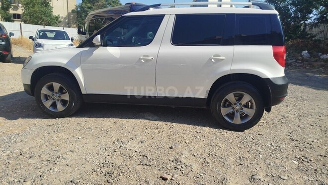 Skoda Yeti 2010, 294,510 km - 1.2 l - Bakı