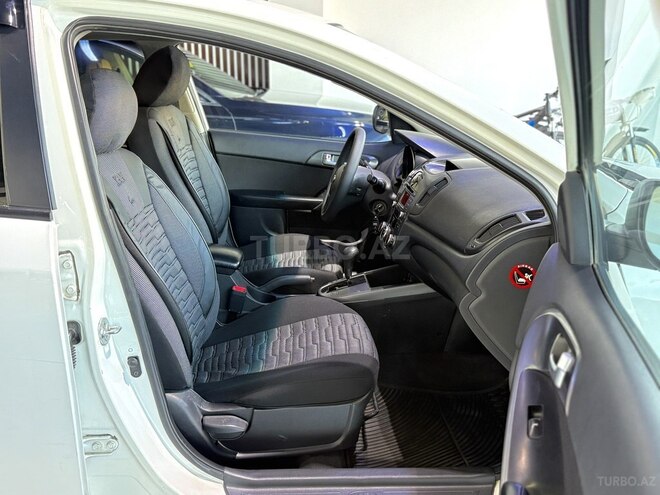Kia Cerato 2009, 298,000 km - 1.6 l - Bakı
