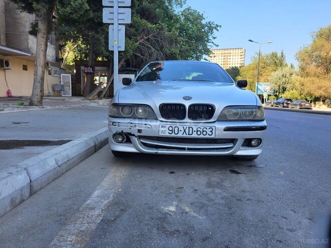 BMW 528 1999, 527,800 km - 2.8 l - Bakı