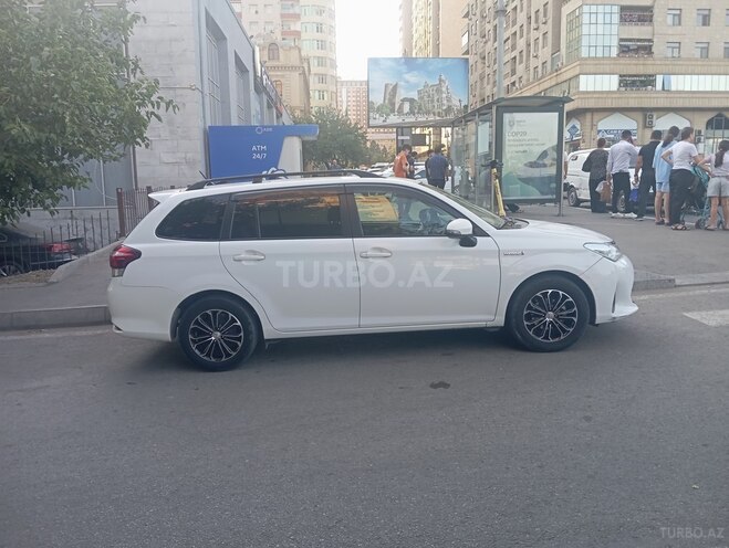 Toyota Corolla Fielder 2018, 260,000 km - 1.5 л - Bakı