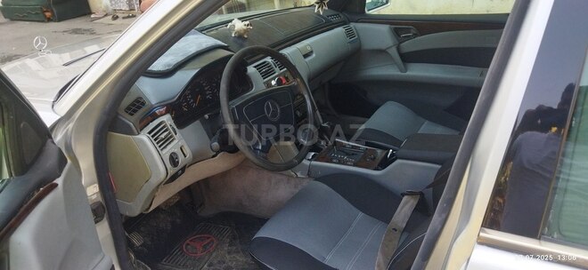 Mercedes E 230 1996, 481,000 km - 2.3 l - Mingəçevir