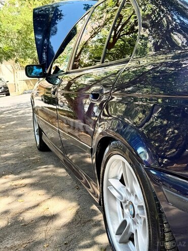 BMW 528 2000, 229,000 km - 2.8 л - Bakı