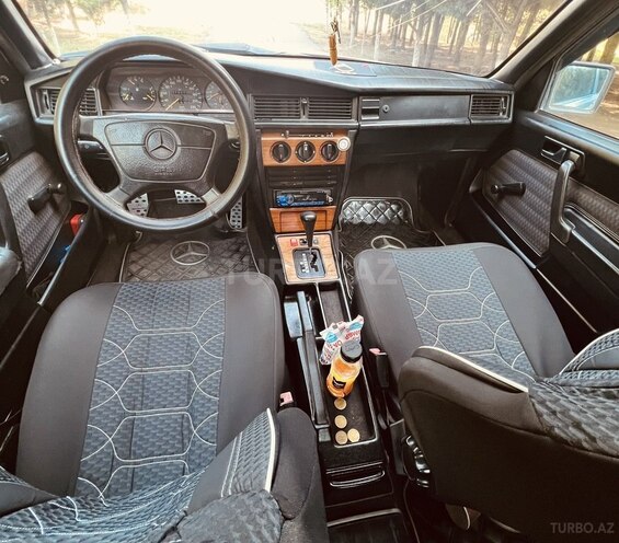 Mercedes 190 1992, 316,630 km - 2.0 l - Bakı